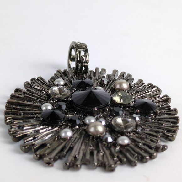 Vintage Black Metal 2.25" Starburst Pendant, Black Onyx Rhinestone Faux Pearls - Picture 2 of 4